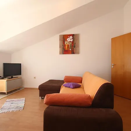 Apartament Kristo